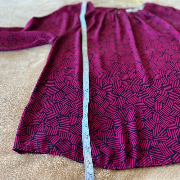 Forever 21 Career Long Sleeve Top - Picture 7 of 8